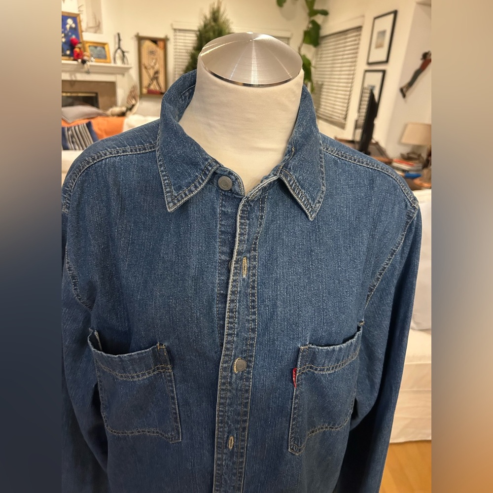 LEVI STRAUSS & Co., Inc Dual Pocket Western Button Down Denim Shirt, Sz L